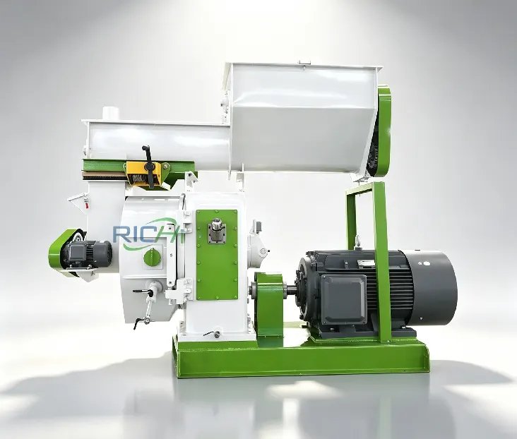 Compost pellet machine for making organic fertilizer pellets from manure and compost